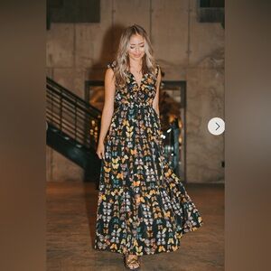 Buddy Love 🦋 dress- Large- NWT